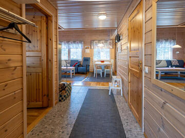 3 / 14: tievanlaita-1-50336-9