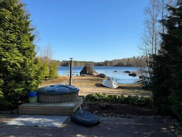 12 / 26: rantakallio-52383-24