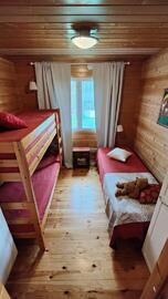 kolmen-makuuhuoneen-moekki-53273-6