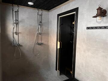 porthos-ski-lodge-53634-9