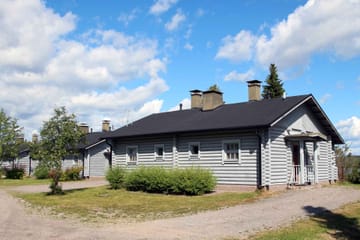 Lomahimos 16, 6 hlön paritalo, Areenan alue