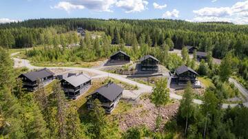 salavan-tsaari-10-hloen-erillismoekki-golf-resort-55020-2