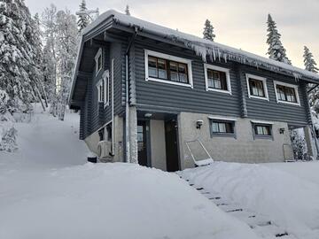 Kuusivilla 1, 6 hengen paritalohuoneisto