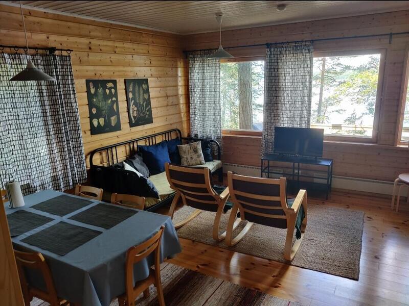 maennikkoe-suosikkimoekki-ilta-auringossa-56987-17