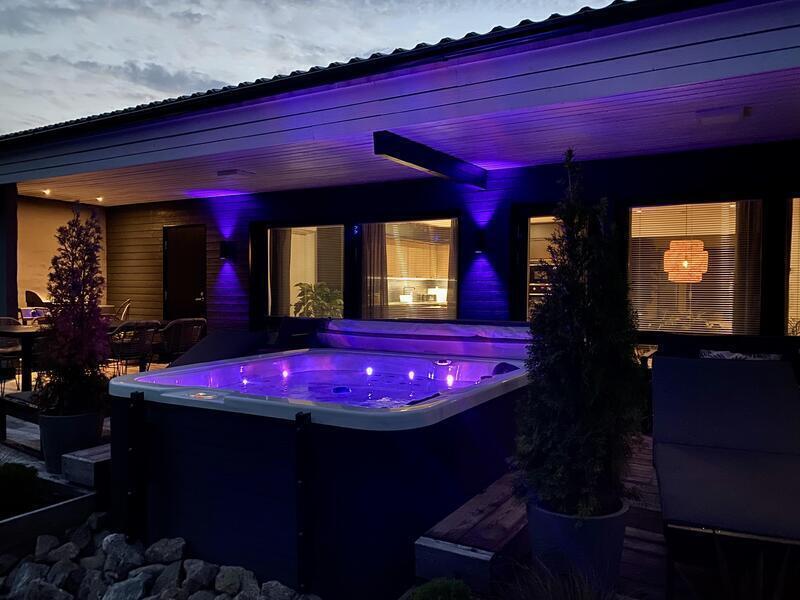 villa-unikko-with-jacuzzi-and-sauna-59083-3